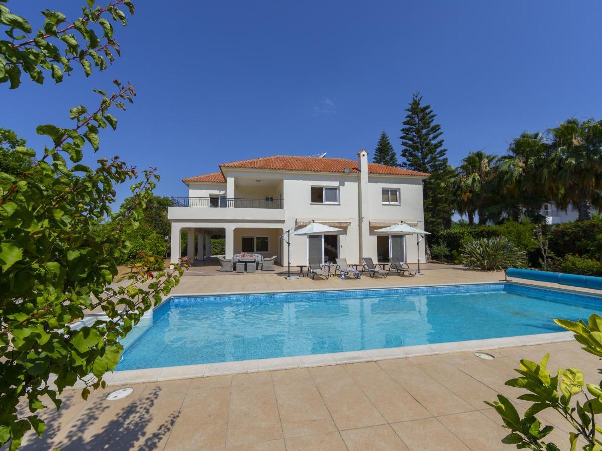 فيلا Meneou Seaside Mansion 7 لارنكا المظهر الخارجي الصورة