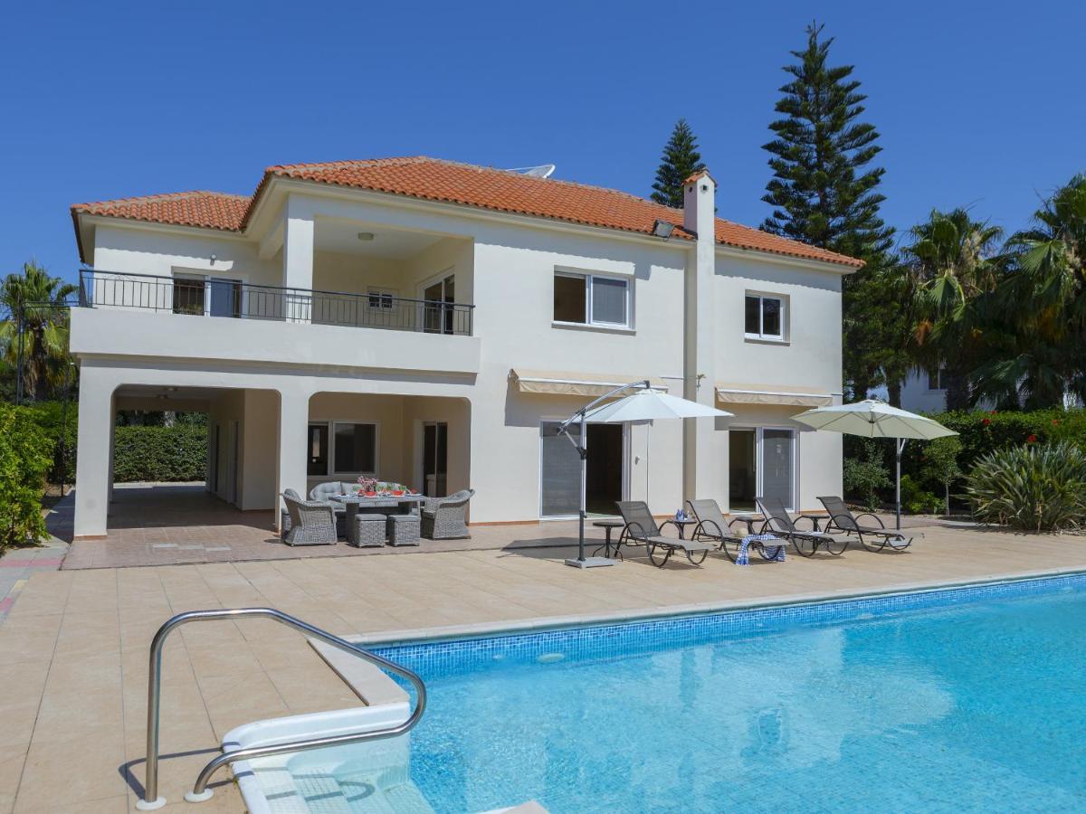 فيلا Meneou Seaside Mansion 7 لارنكا المظهر الخارجي الصورة