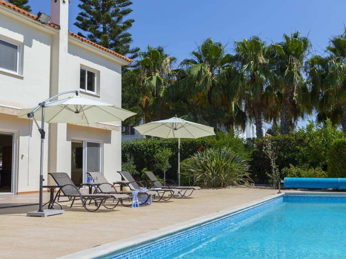 فيلا Meneou Seaside Mansion 7 لارنكا المظهر الخارجي الصورة