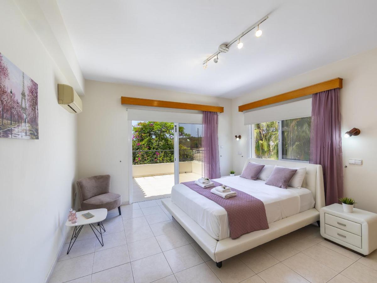 فيلا Meneou Seaside Mansion 7 لارنكا المظهر الخارجي الصورة